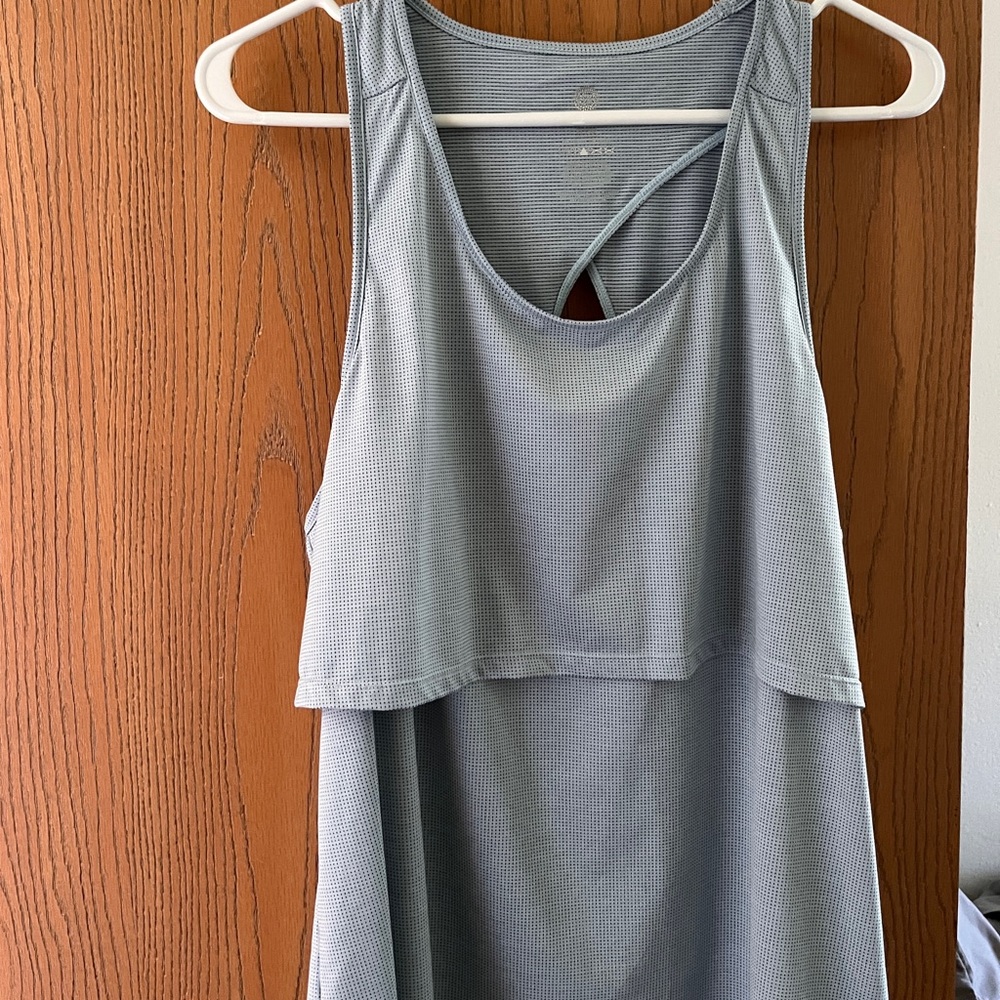 Kindred Bravely nursing exercise top.
